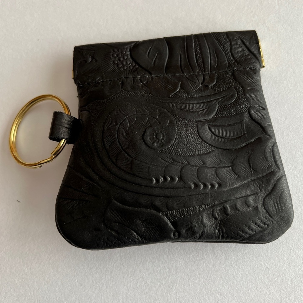 Black Tooled Genuine Leather Coin Purse with Gold Ring